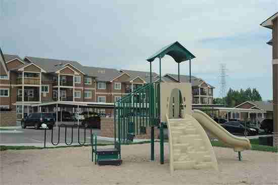 Rolling Rock Apartments - Photo 3 of 7