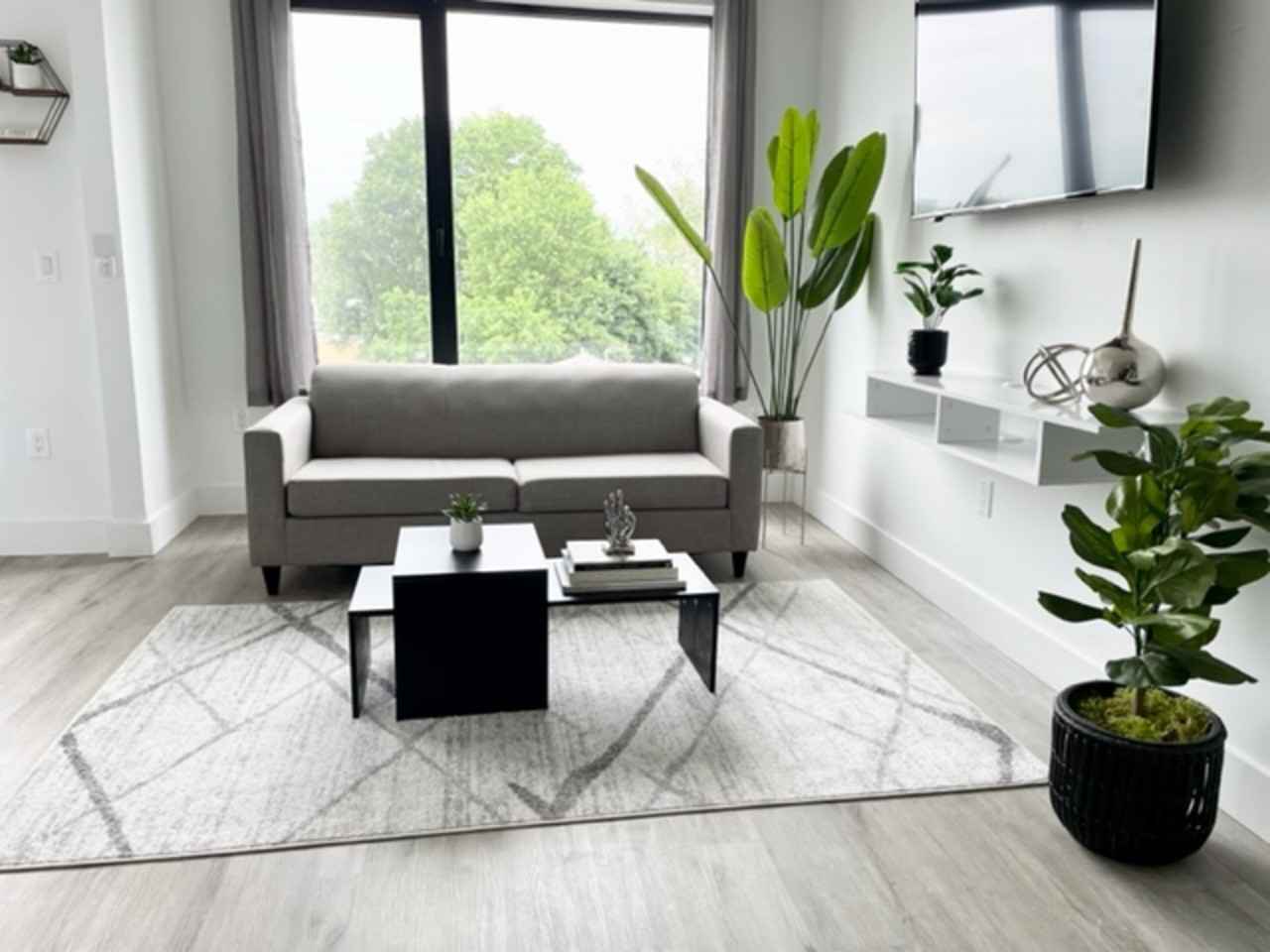 908 Lafayette Street - Photo 2 of 36