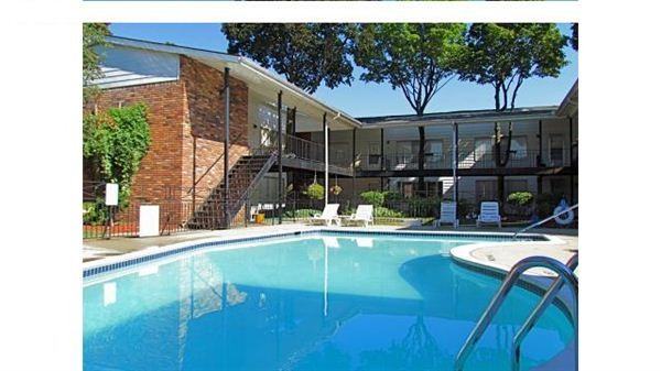 Huntington House Apartments - Photo 2 of 16