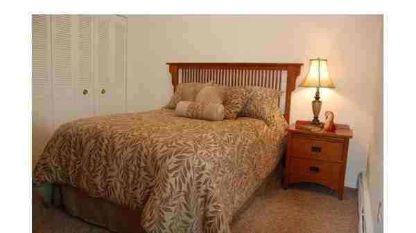 Huntington House Apartments - Photo 3 of 16