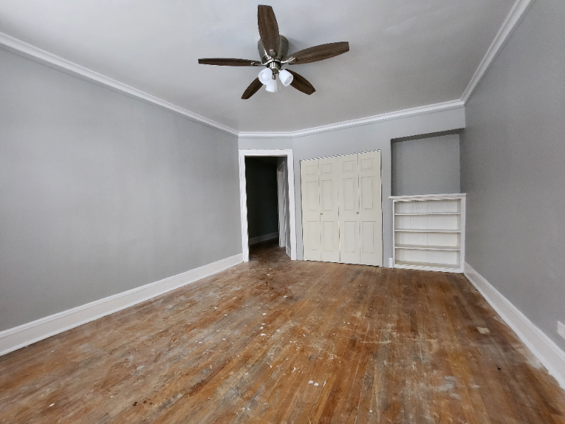 5911 W Huron St #2 - Photo 2 of 9