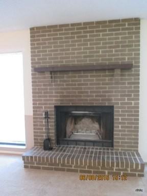 5175 S Riverside Dr - Photo 3 of 16