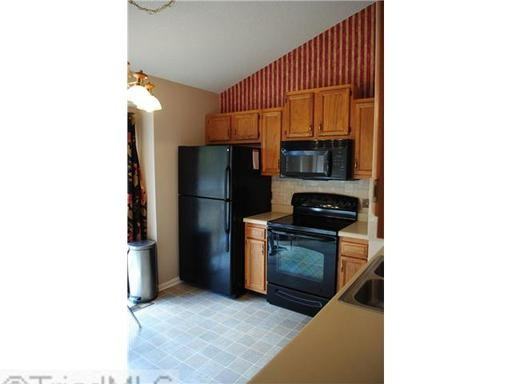 3214 Westbury Dr - Photo 2 of 13