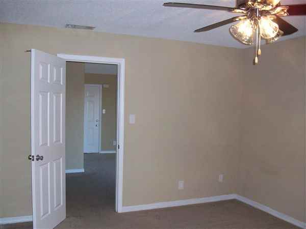 Magnolia Oaks Apartments - Photo 2 of 12