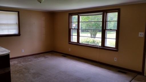 979 Haws Run Rd - Photo 3 of 10