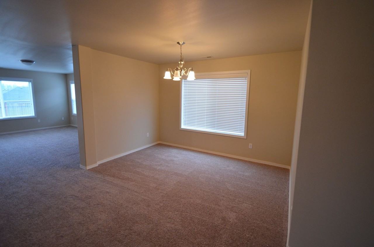 19409 99th Street Ct E - Photo 3 of 14