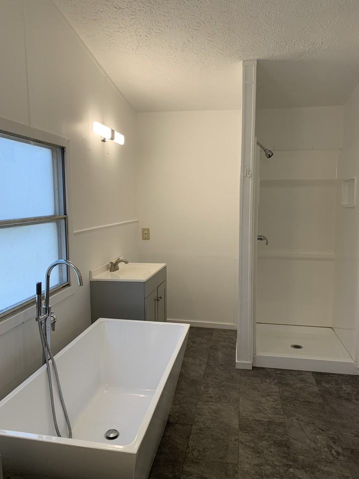 6216 Private Road 6103 #EMH2 - Photo 2 of 8