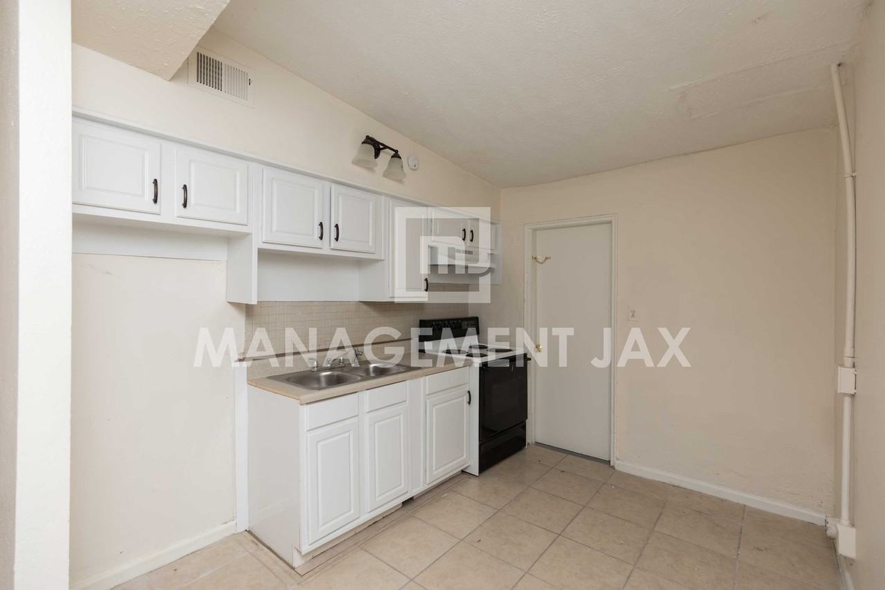 5838 Abelia Rd #1 - Photo 4 of 14