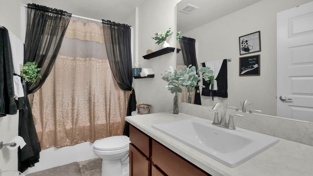 501 Edith Dr #1 - Photo 3 of 49