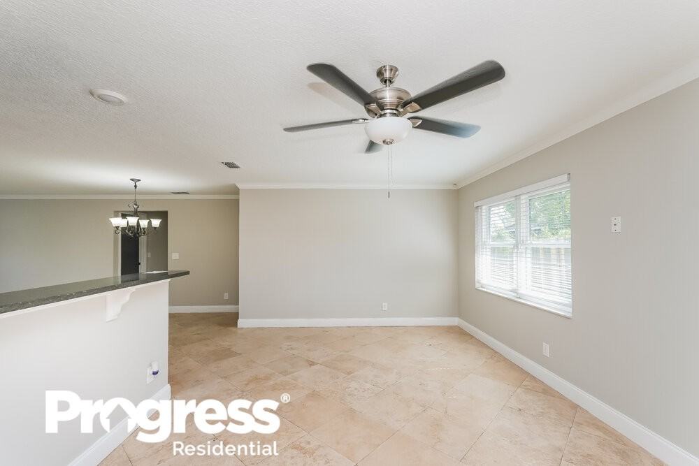 3116 Bigelow Dr - Photo 3 of 16