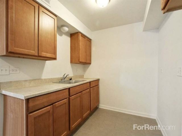 11143 S Martin Luther King Drive - Pangea Apartments - Photo 3 of 4