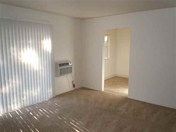 Fountain Crest Apartments - Photo 3 of 10