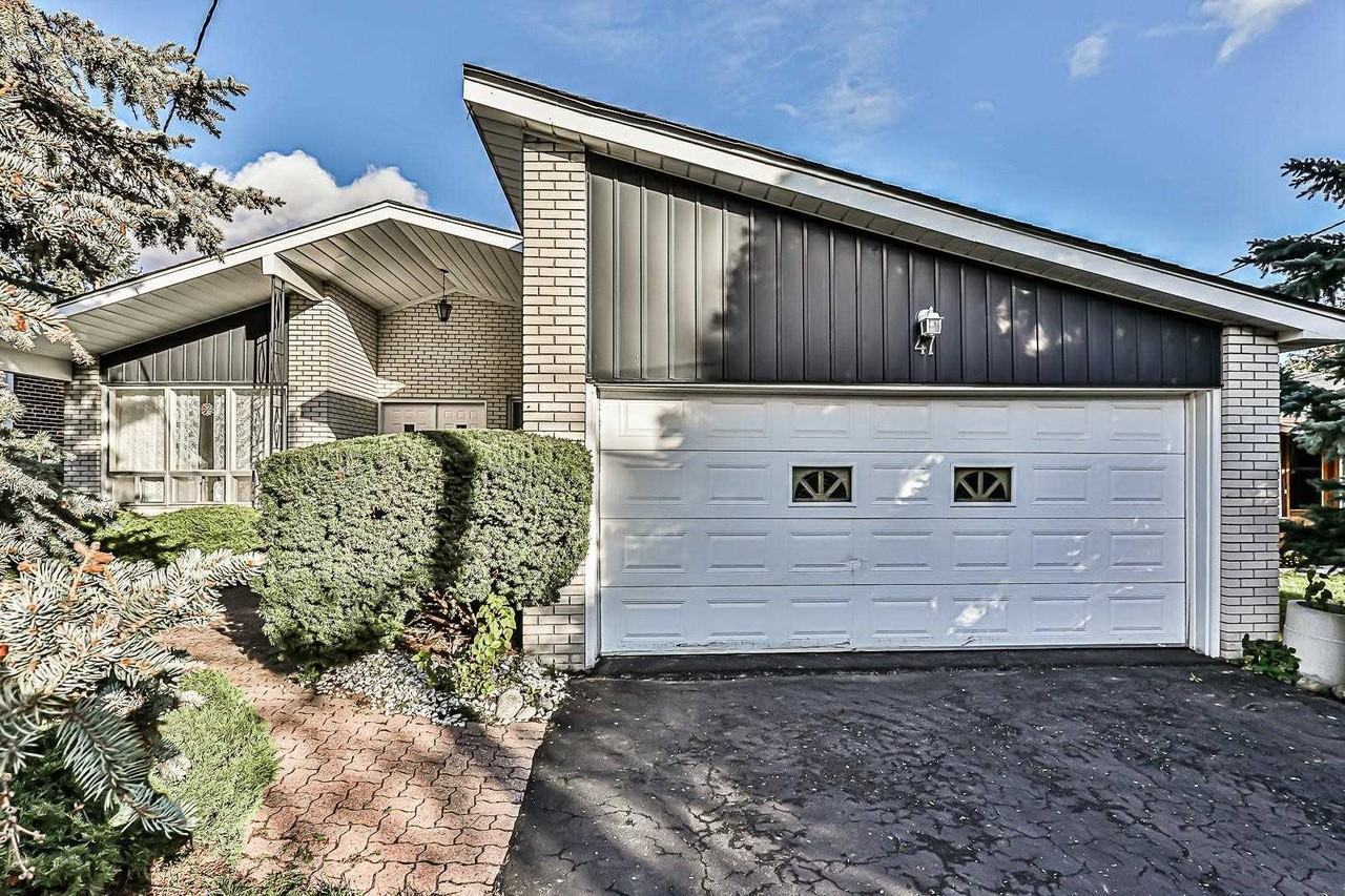 47 Warlock Crescent ## - Photo 2 of 6