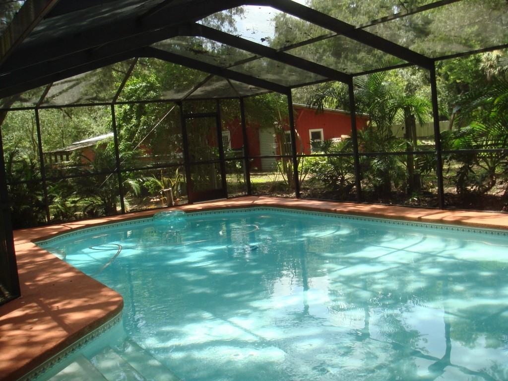 1712 Surrey Trail - Photo 2 of 22