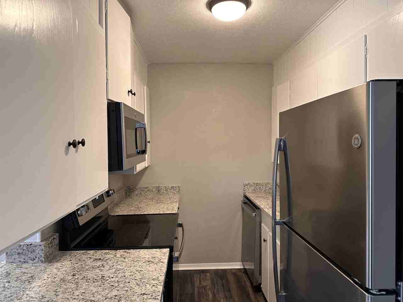 403 Main StreetApt 7 #7 - Photo 5 of 8