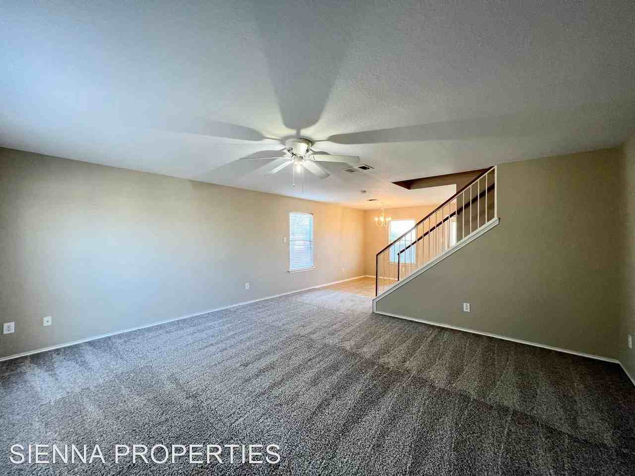 398 Paddington Dr - Photo 2 of 29