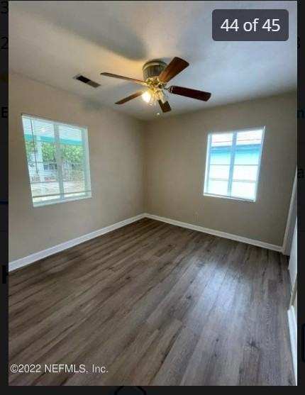 212 W 42nd St - Photo 2 of 31