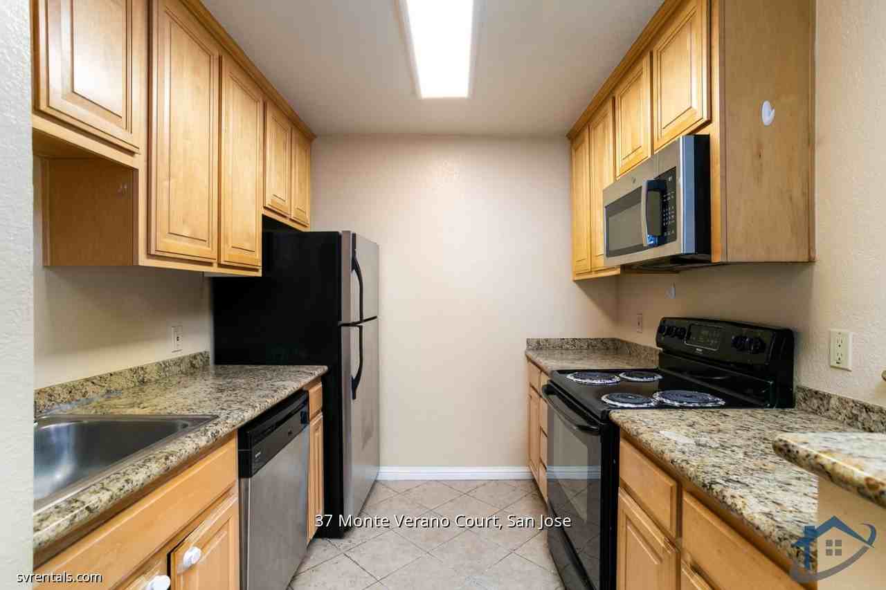 37 Monte Verano Court - Photo 2 of 22