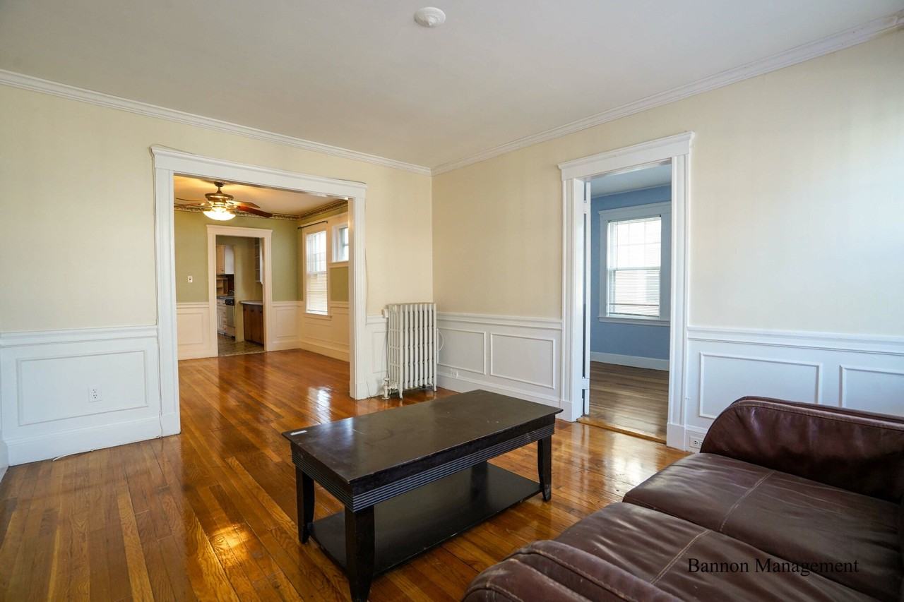 84 Beechcroft St #1 - Photo 4 of 14