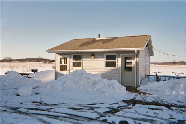 West Wind Apartments - Photo 2 of 10