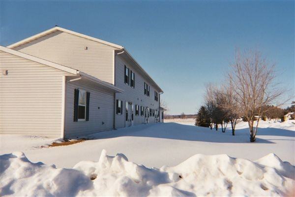West Wind Apartments - Photo 3 of 10
