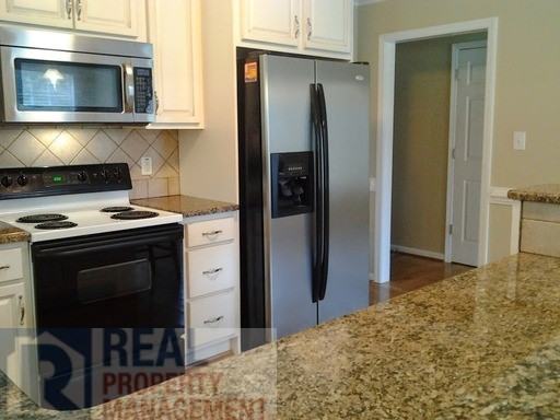 155 Cottonwood Ln - Photo 3 of 14