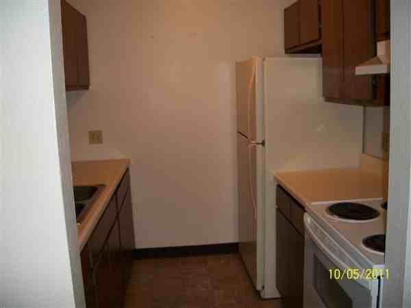 Station House Apartments - Photo 2 of 6