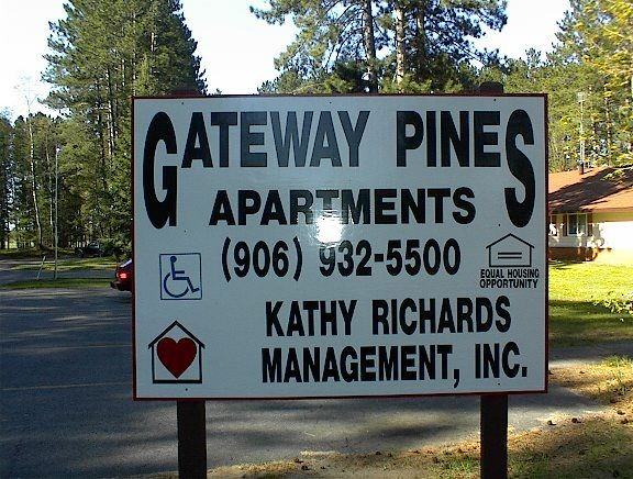 Gateway Pines Apartments - Photo 2 of 7