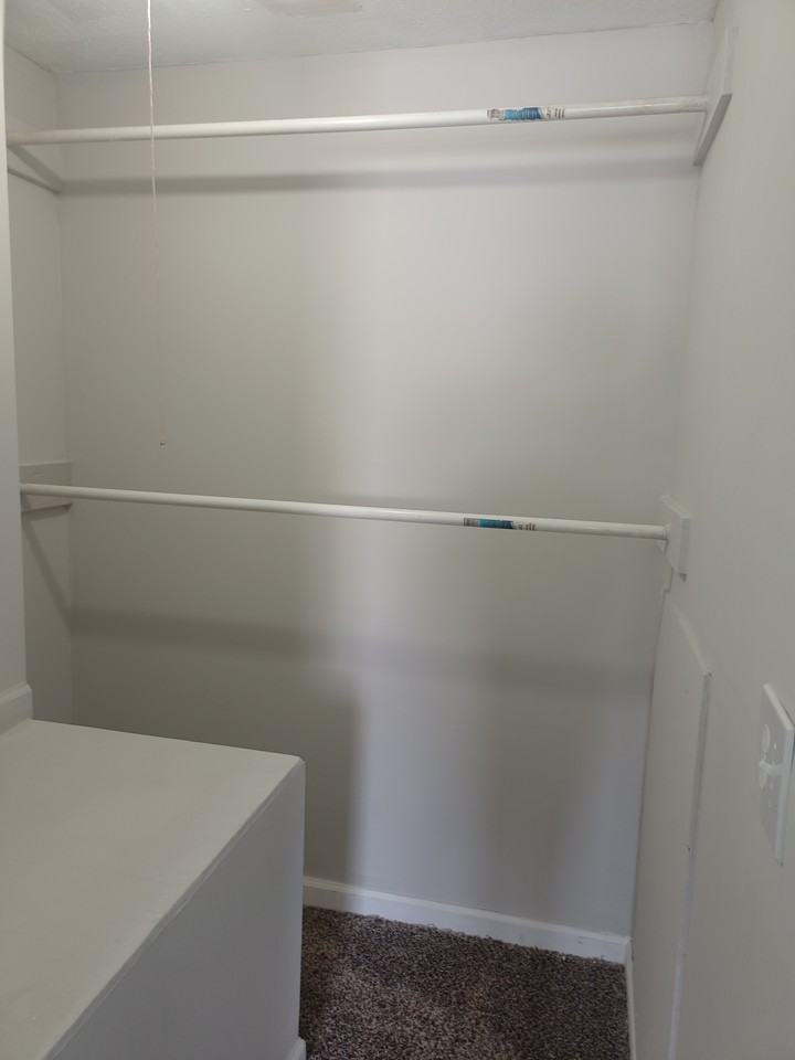 1010 S 14th St #24 - Photo 5 of 10