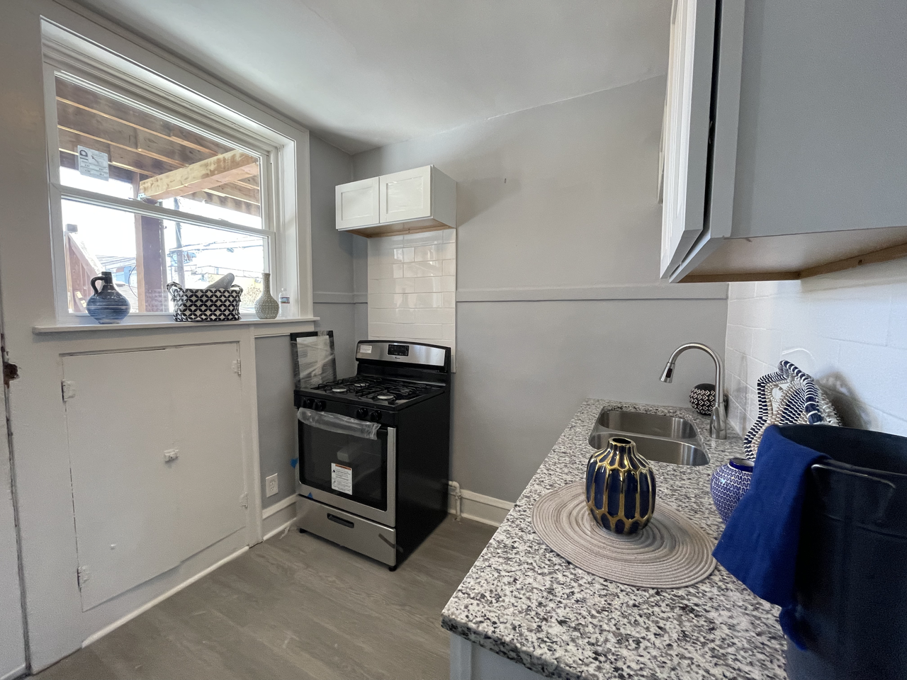 6237 S Spaulding Ave #1 - Photo 3 of 5