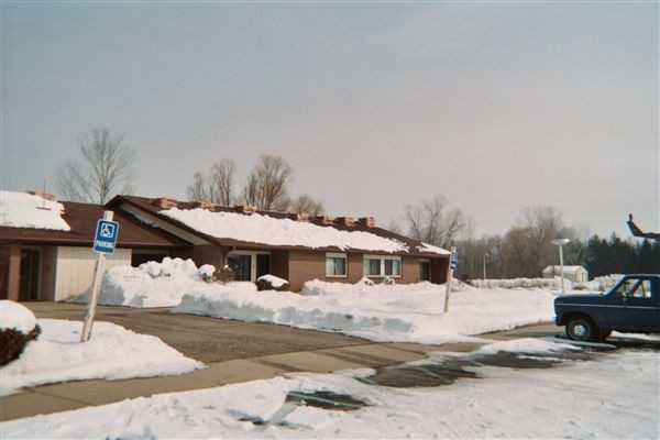 Parkview Apartments - Photo 3 of 8