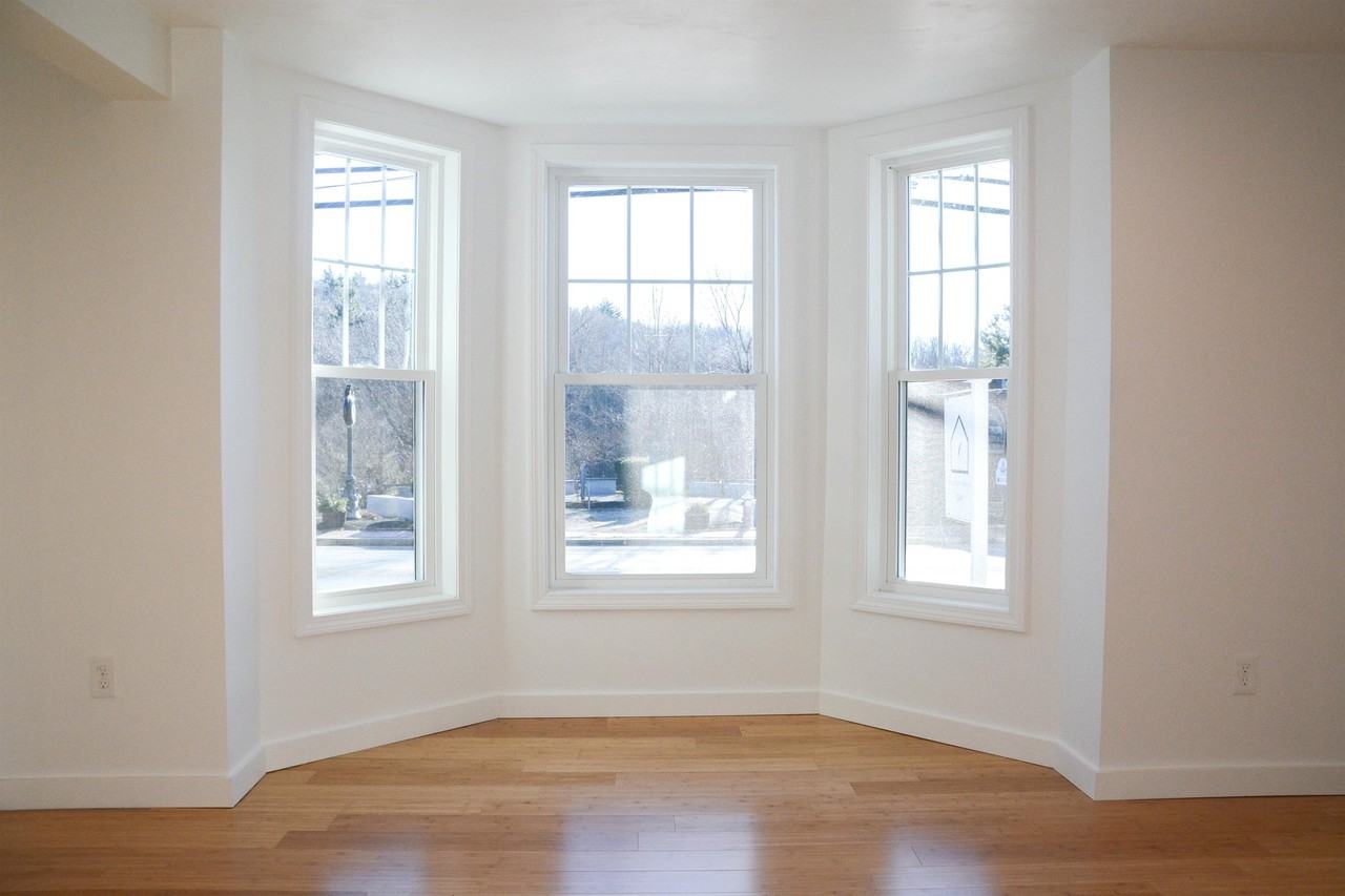548 Main St #1 - Photo 3 of 21