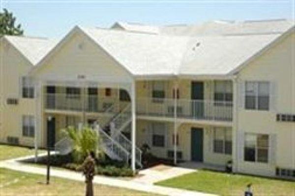 Polo Run Apartments - Photo 2 of 7