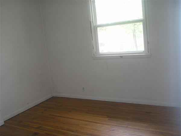 Valley Home Duplex - Photo 3 of 11