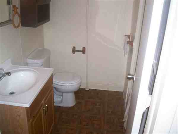 305 Filmore St - Photo 2 of 9