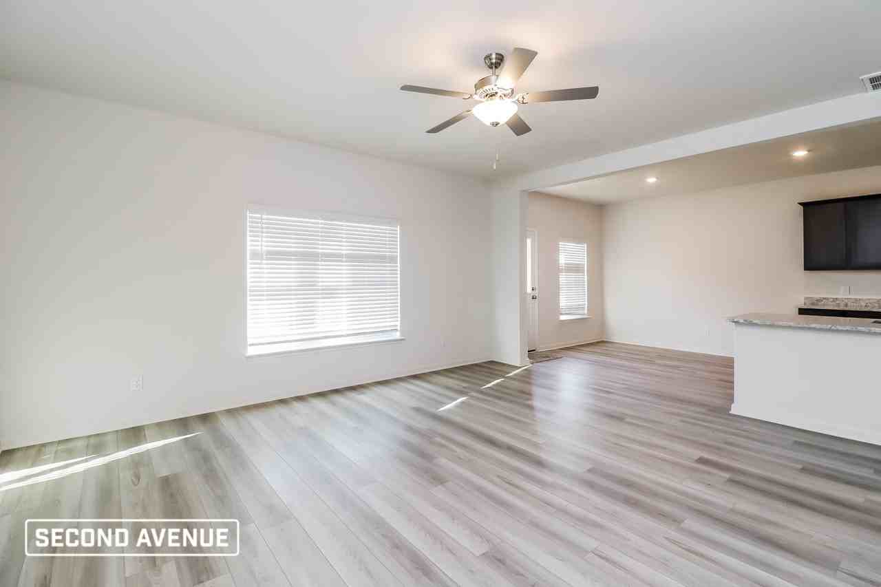 335 Condie Russell Ave - Photo 6 of 21