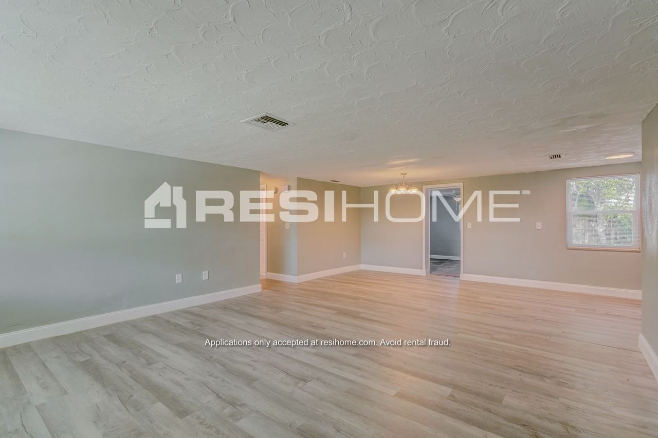 6127 13th Ave - Photo 3 of 18