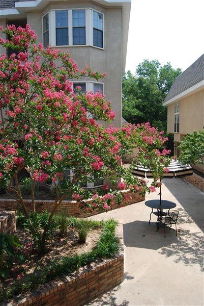 Calais Condominiums - Photo 2 of 6