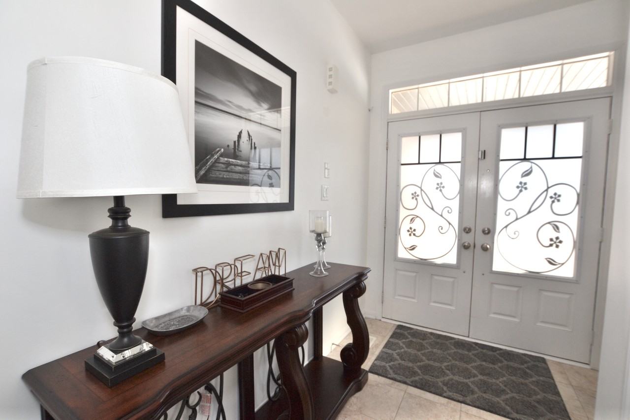 383 Inman Heights - Photo 2 of 13