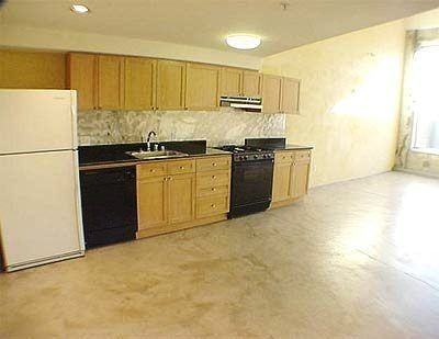 346 1st St - Photo 2 of 7