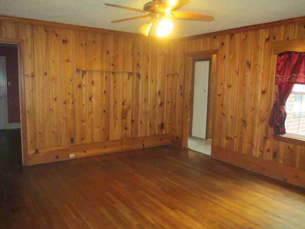 8218 Justice Branch Rd - Photo 3 of 14