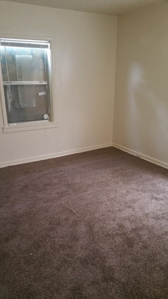 34 E 50th Pl N - Photo 2 of 6