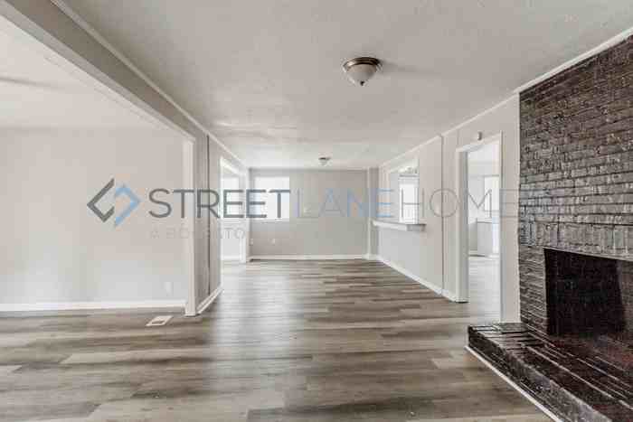 115 Moreland Rd - Photo 3 of 21