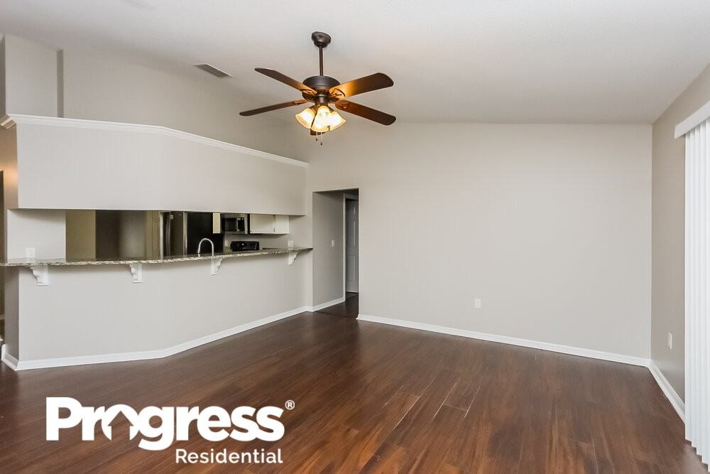 3517 Jade Ln - Photo 3 of 16