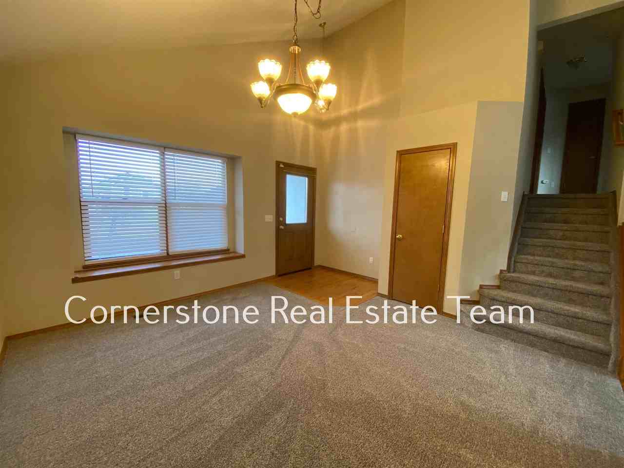 1345 Coolcrest Dr #1 - Photo 2 of 28