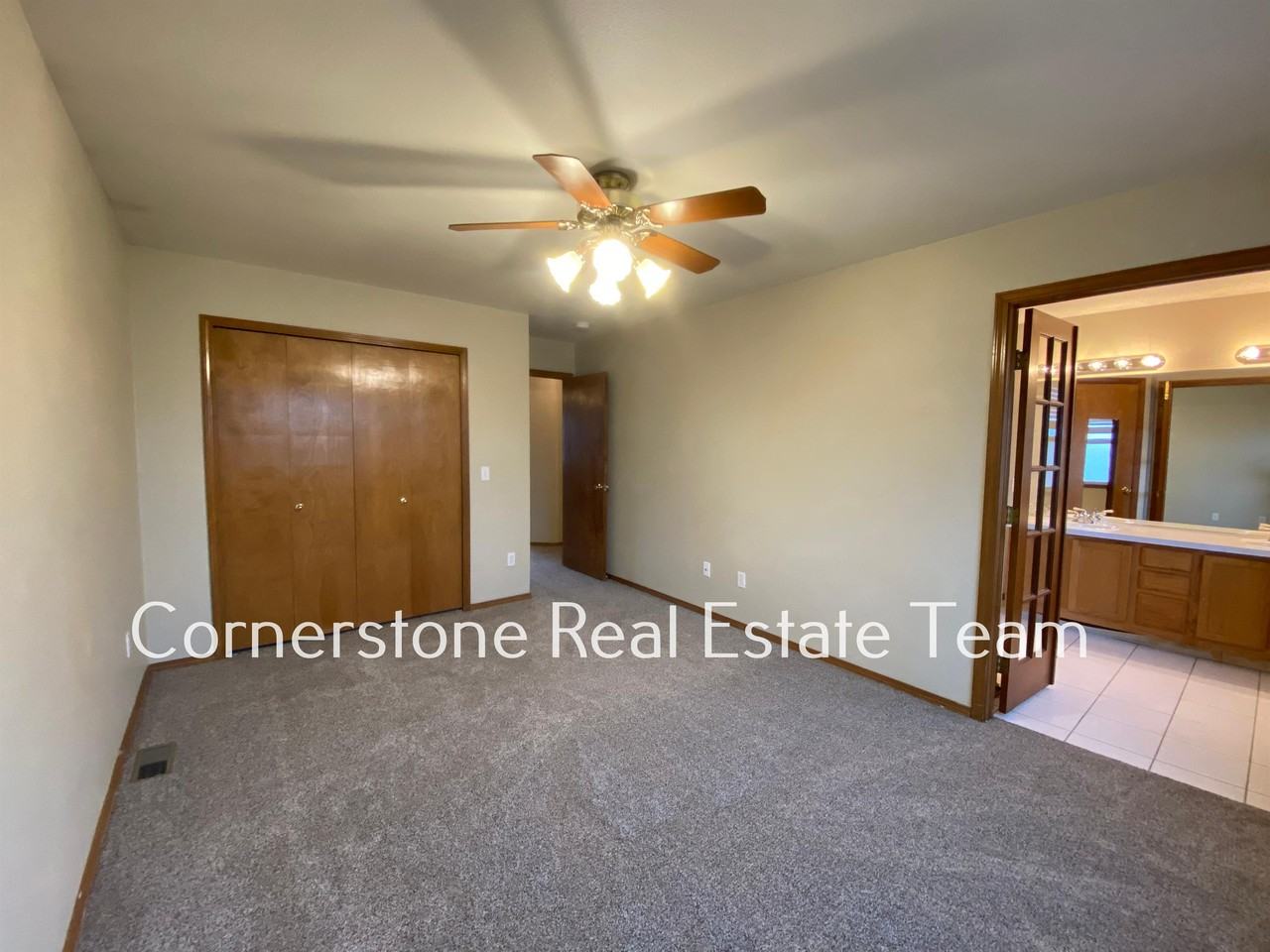 1345 Coolcrest Dr #1 - Photo 7 of 28