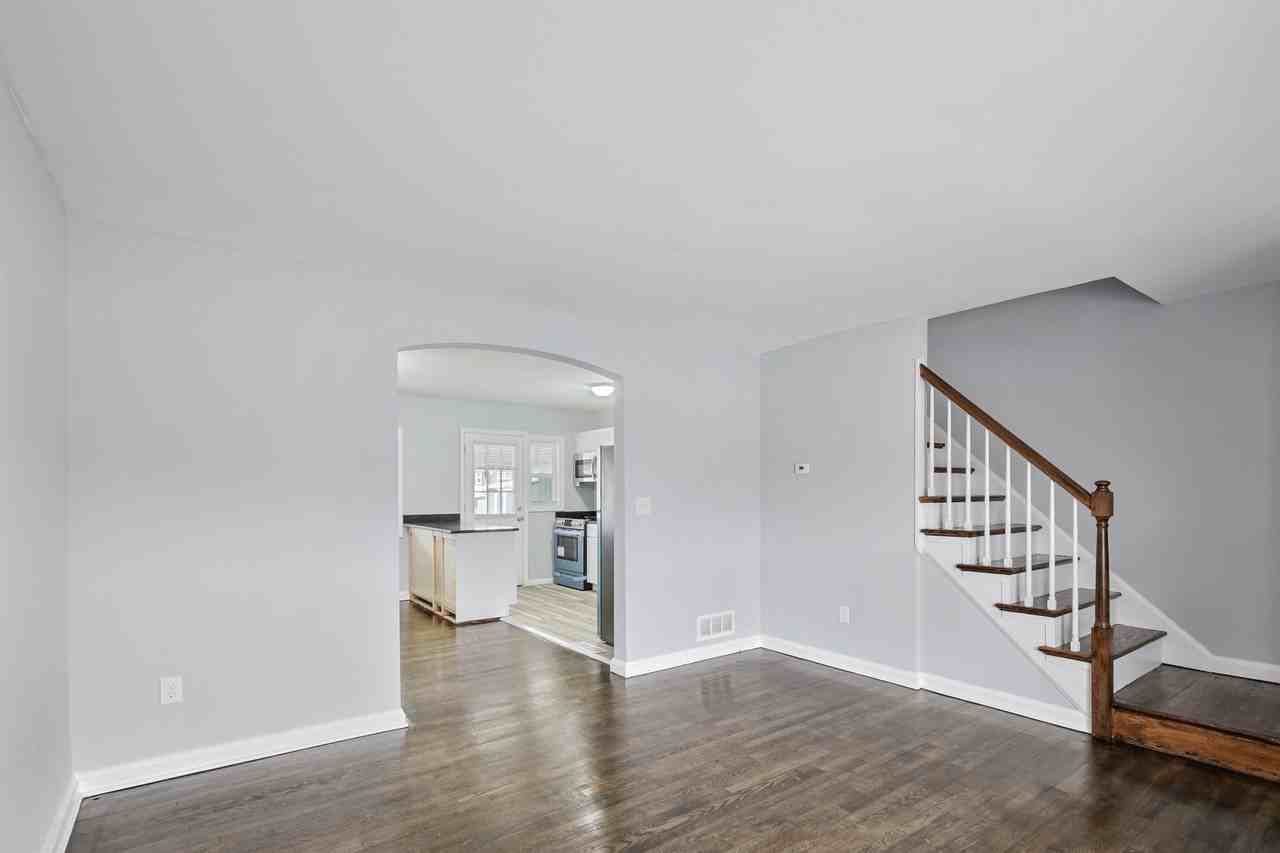 3314 Wallford Dr #1 - Photo 5 of 17
