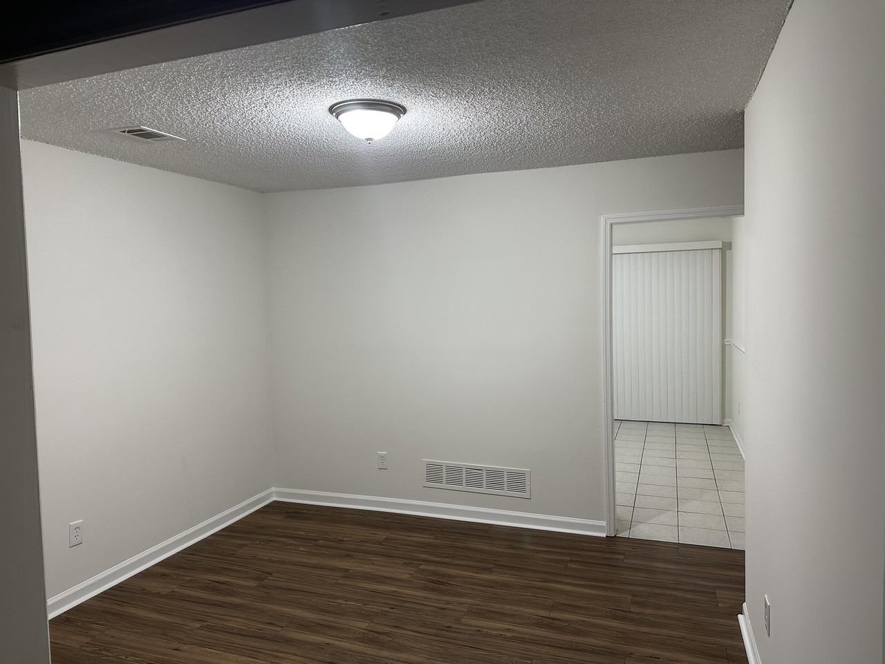 4106 Hawthorne Cir Se #1 - Photo 3 of 34