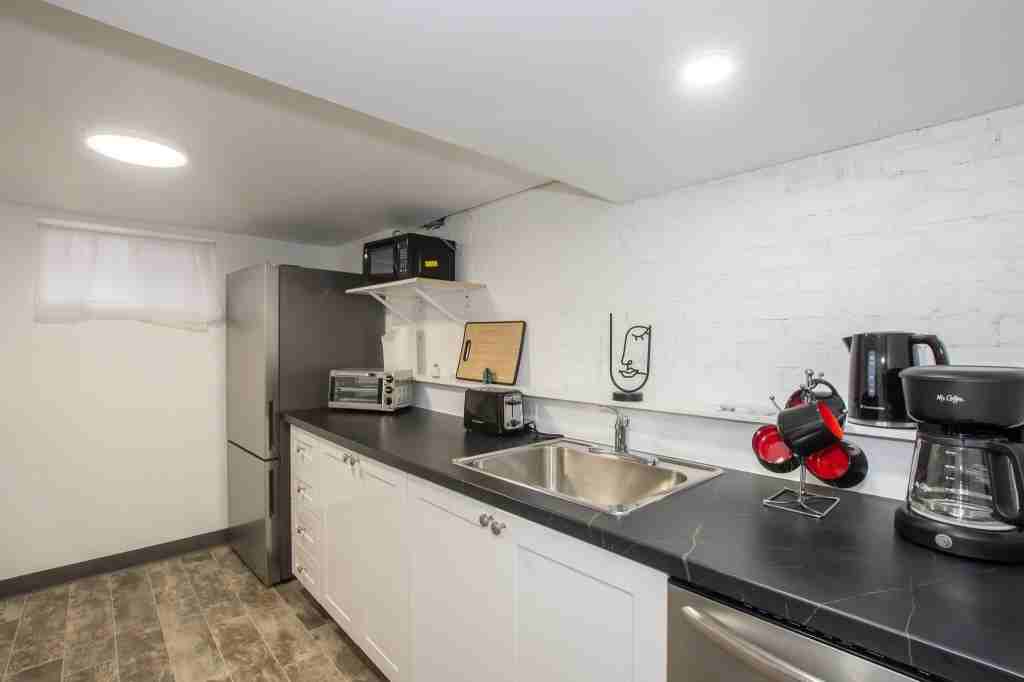 6325 Murray Street - Photo 2 of 10