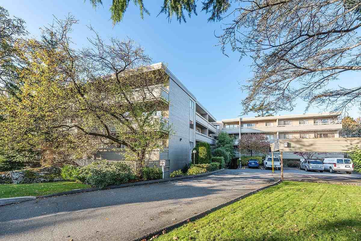 McKenzie Woods Apartments 1002 Mckenzie Ave, Saanich, BC V8X 4B5 Zumper